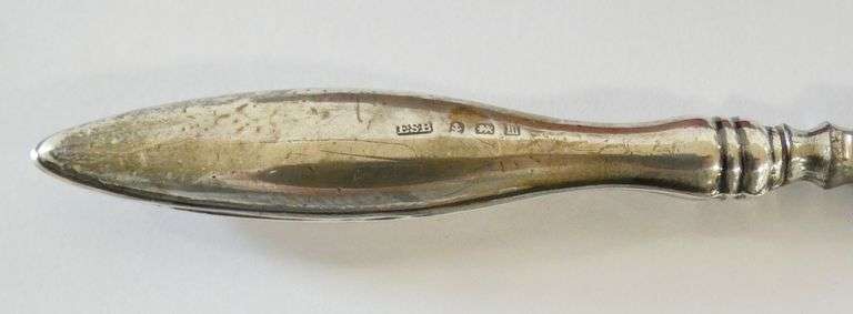 PURSE SCENT BOTTLE AND NAIL FILE