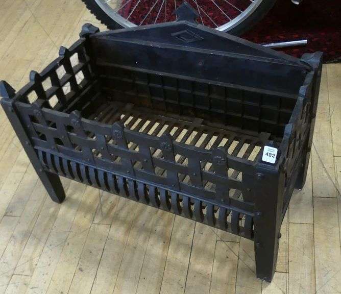 CAST IRON LOG HOLDER