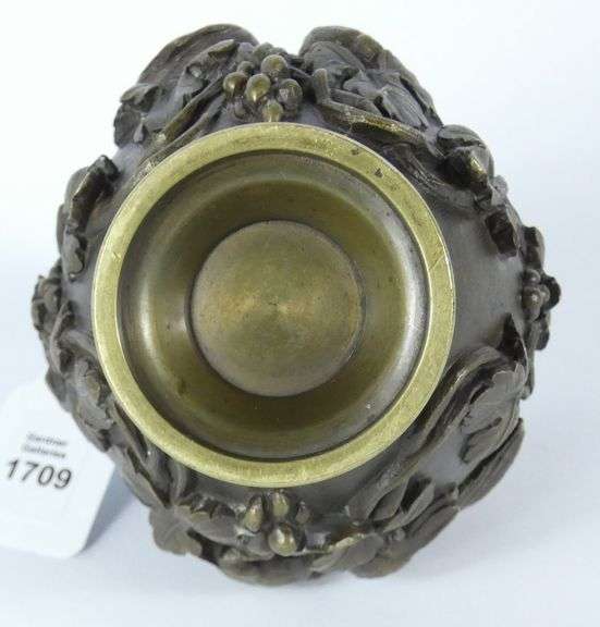 ANTIQUE BRONZE CABINET VASE