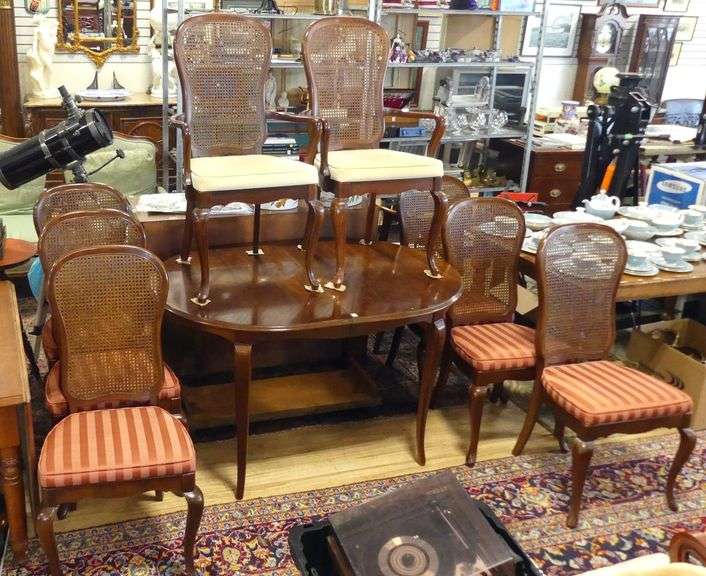 GIBBARD DINING SET