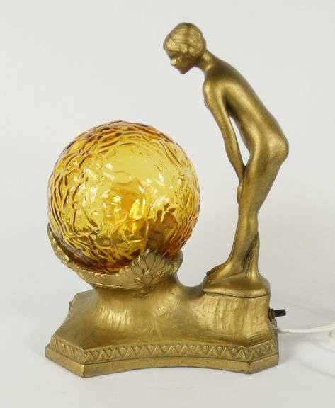 ART DECO TABLE LAMP