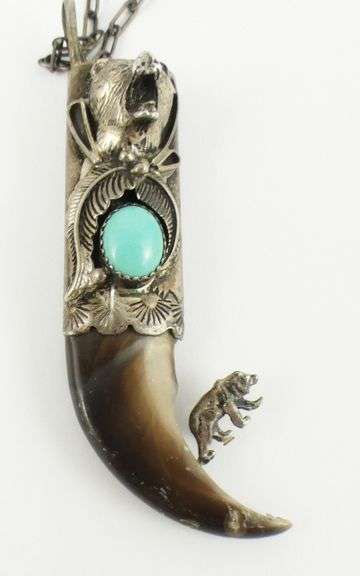 COLLECTOR'S FIRST NATION PENDANT