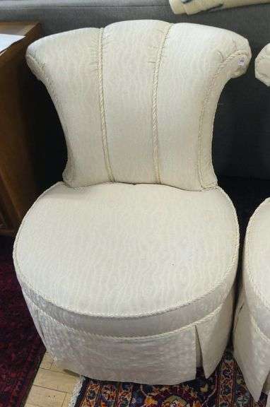 PAIR OF DECORATOR CHAIRS