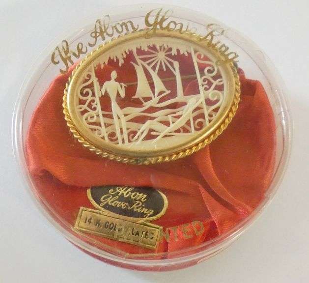 IVORY BROOCH