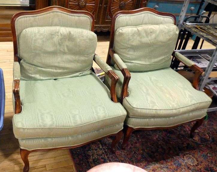 PAIR OF BARRYMORE BERGERES
