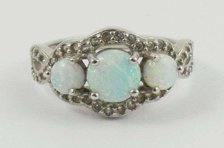 OPAL RING