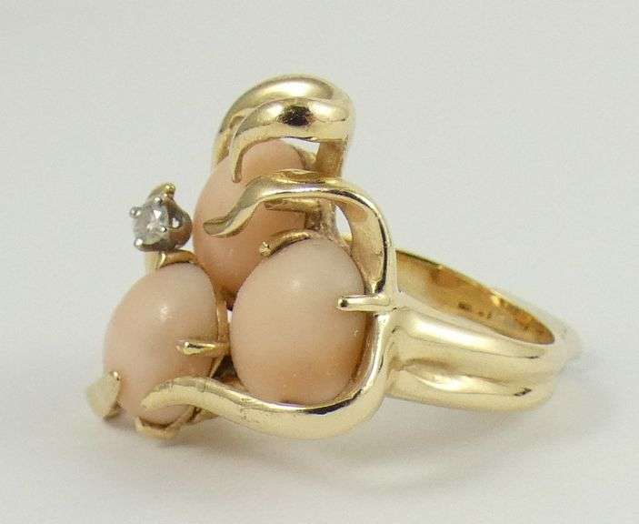 UNIQUE DESIGNER RING