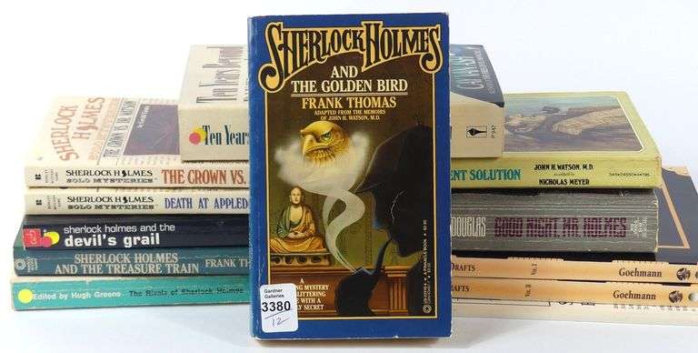 12 SHERLOCK HOLMES PAPERBACKS