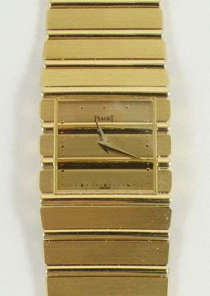 PIAGET GOLD WRISTWATCH