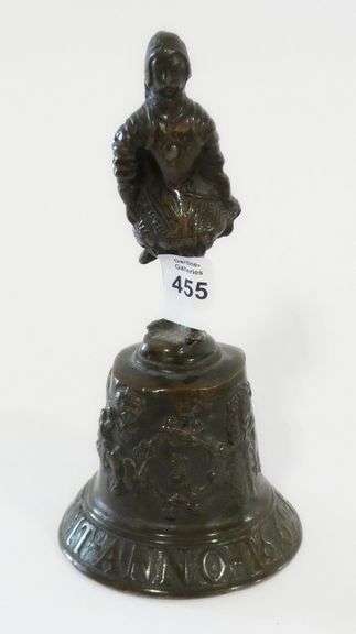 VINTAGE BRONZE HAND BELL