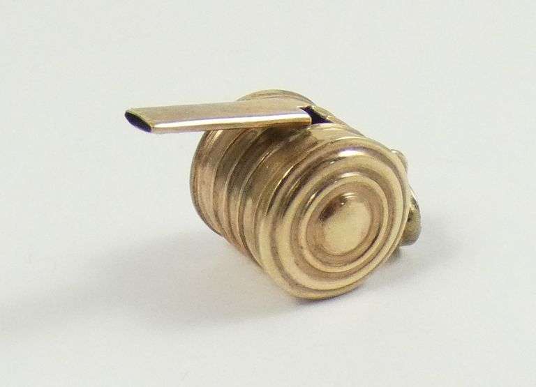 GOLD WHISTLE