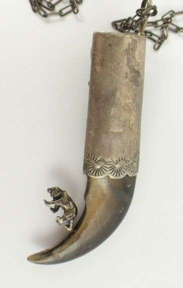 COLLECTOR'S FIRST NATION PENDANT