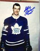 BINDER OF TORONTO MAPLE LEAFS AUTOGRAPHED PHOTOS