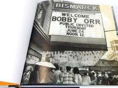 BOBBY ORR SIGNED BOOK