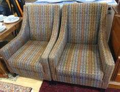 PAIR OF MODERN LOUNGE CHAIRS
