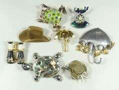 FASHION BROOCHES