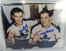 BINDER OF TORONTO MAPLE LEAFS AUTOGRAPHED PHOTOS