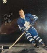 BINDER OF TORONTO MAPLE LEAFS AUTOGRAPHED PHOTOS