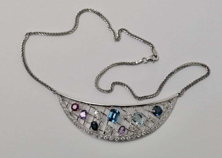 18KT GOLD NECKLACE