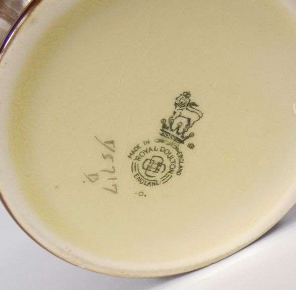 ROYAL DOULTON ROYALTY JUG