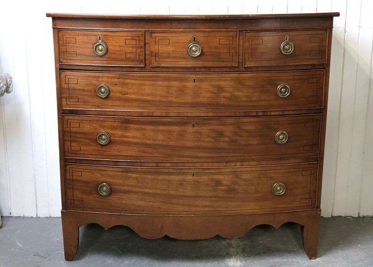 REGENCY BOWFRONT CHEST OF DRAWERS