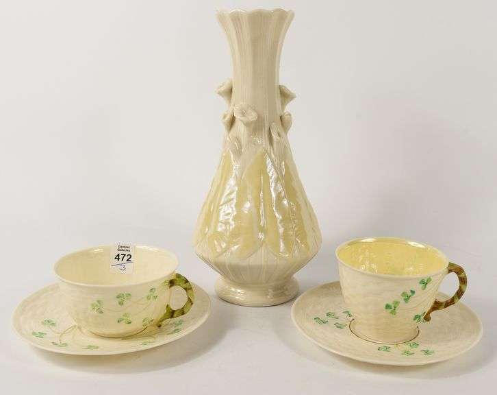 BELLEEK VASE, CUPS & SAUCERS