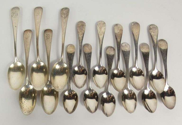 28 PIECES OF STERLING CUTLERY