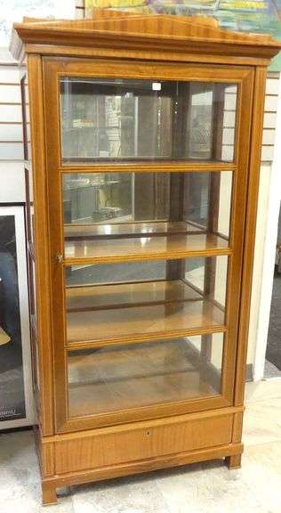 BIEDERMEYER DISPLAY CABINET