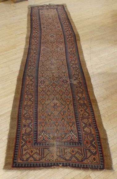 ANTIQUE ORIENTAL RUNNER