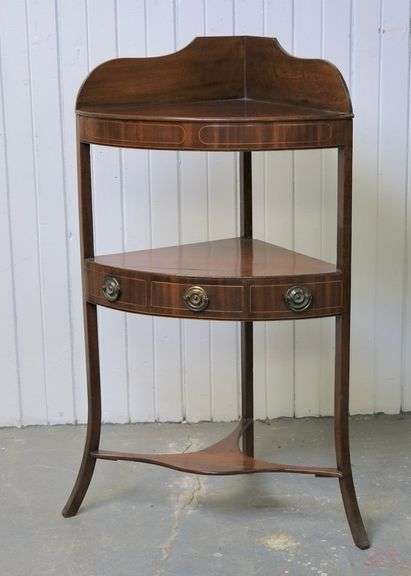 GEORGIAN CORNER WASHSTAND