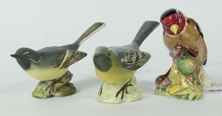 3 BESWICK BIRD FIGURINES