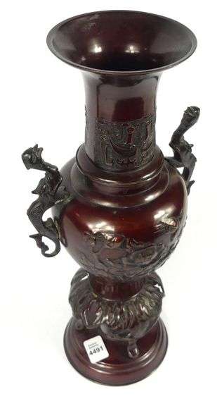 JAPANESE BRONZEWARE VASE