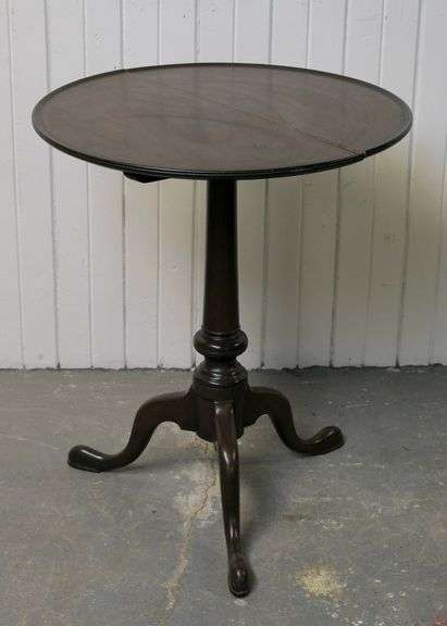 GEORGIAN SIDE TABLE