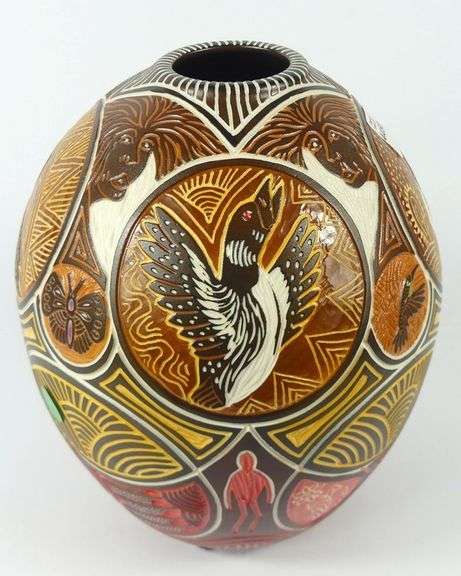 STEVE SMITH TALKING EARTH POTTERY VASE