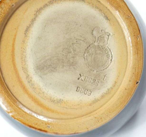ROYAL DOULTON VASE