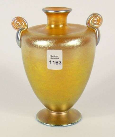 TIFFANY FAVRILE GLASS VASE