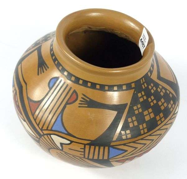 JESUS TINA SOUTHWESTERN POTTERY VASE