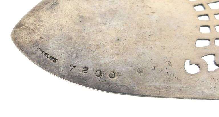 STERLING CAKE SERVER