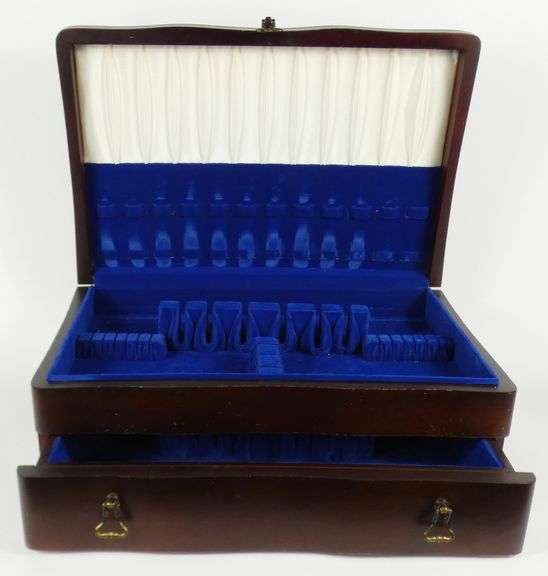 3 CUTLERY CANTEENS