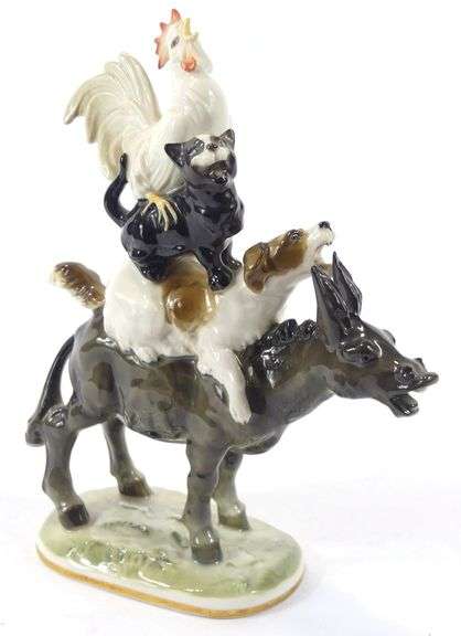 HEUTSCHENREUTHER FIGURINE