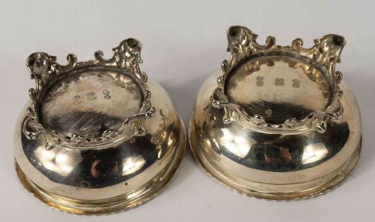 PAIR OF GEORGIAN STERLING OPEN SALTS