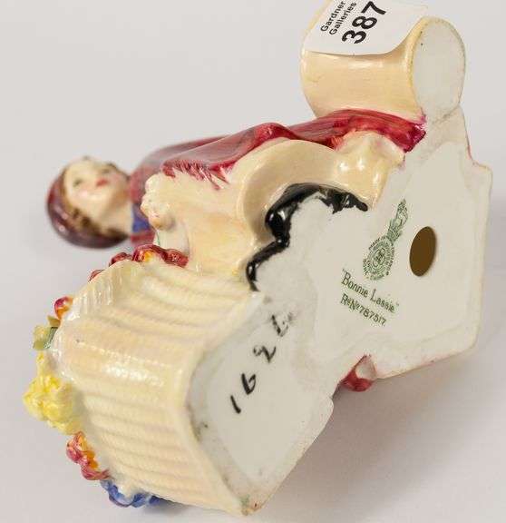 ROYAL DOULTON "BONNIE LASSIE" FIGURINE