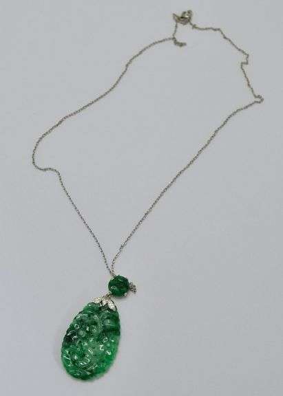 JADE PENDANT