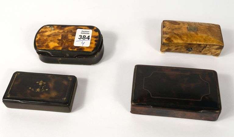 FOUR ANTIQUE SNUFF BOXES