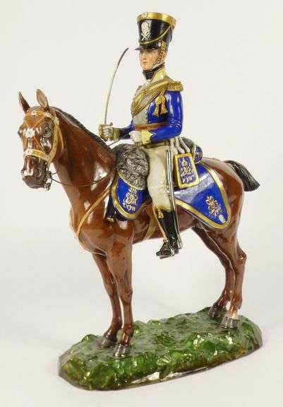 2 PORCELAIN MILITARY FIGURINES