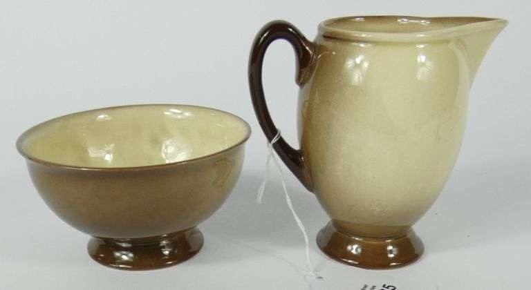 ROYAL DOULTON 8-PIECE TEA SET