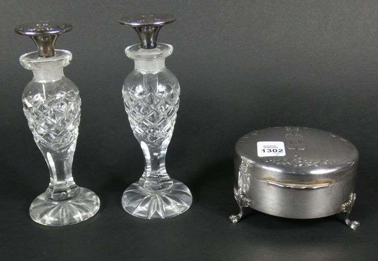 PAIR SCENT BOTTLES, JEWEL BOX