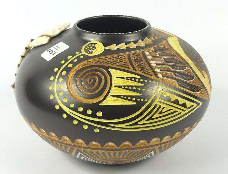 STEVE SMITH TALKING EARTH VASE