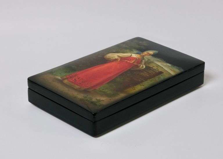 RUSSIAN BOX