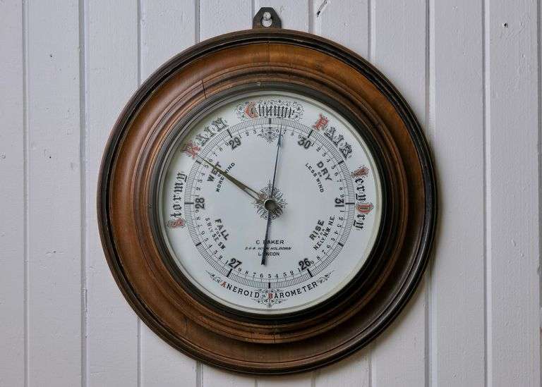 ANTIQUE BAROMETER